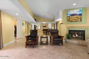 687 N May St, Chandler, AZ 85226 - Photo 10