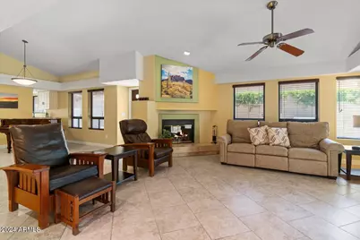 687 N May Street, Chandler, AZ 85226 - Photo 8