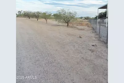 10891 E The Griffin Way #D, Valley Farms, AZ 85191 - Photo 26