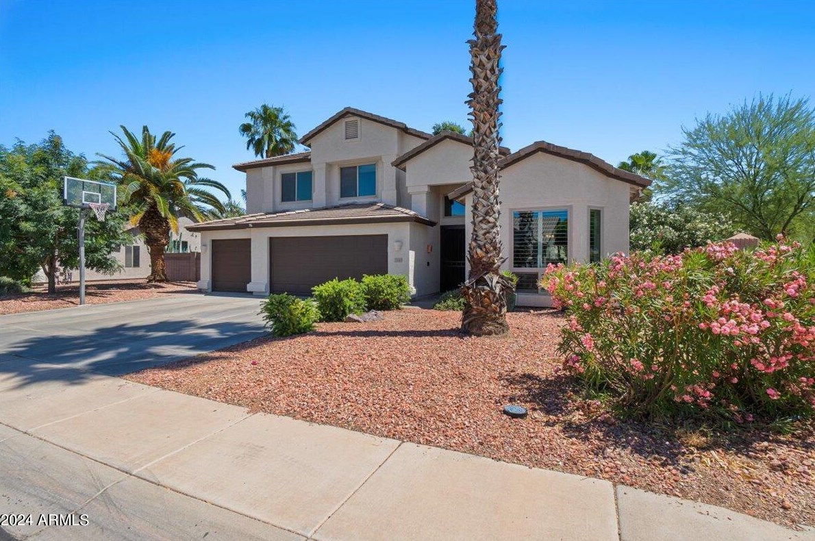 3740 Page Ave, Gilbert, AZ 85234-4300