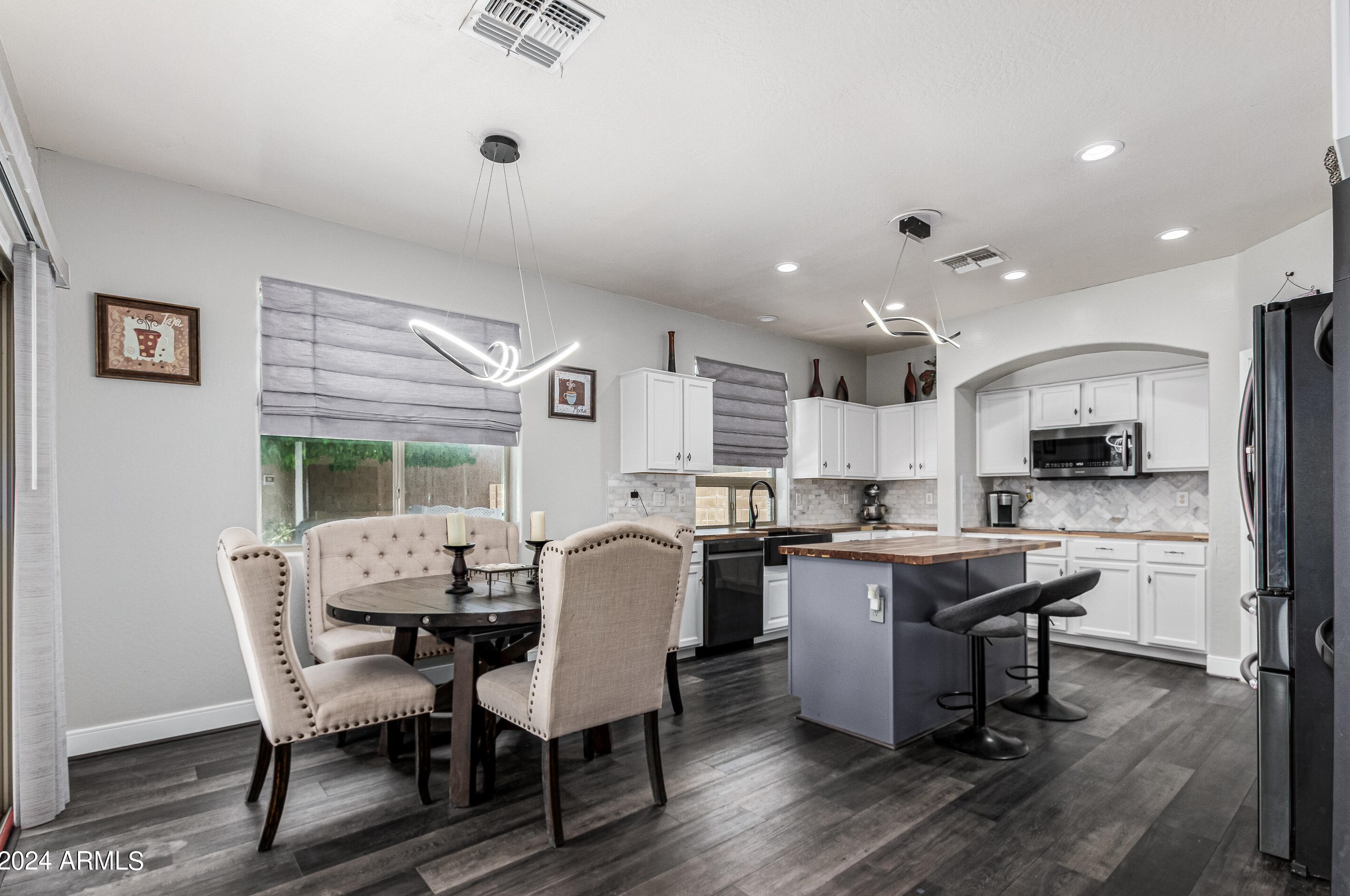 38538 Beverly Ave, San Tan Valley AZ  85140-4348 exterior