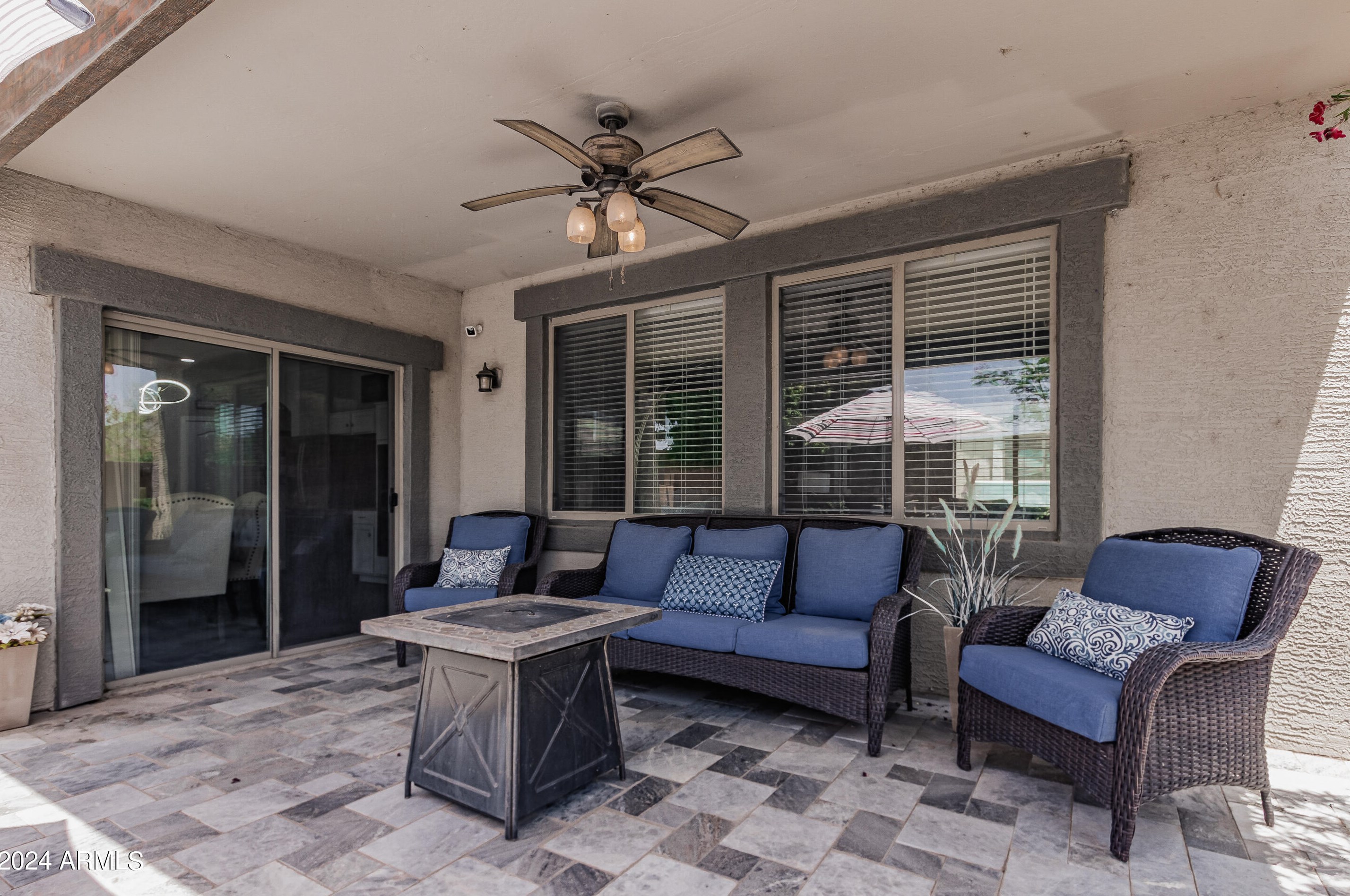 38538 Beverly Ave, San Tan Valley AZ  85140-4348 exterior