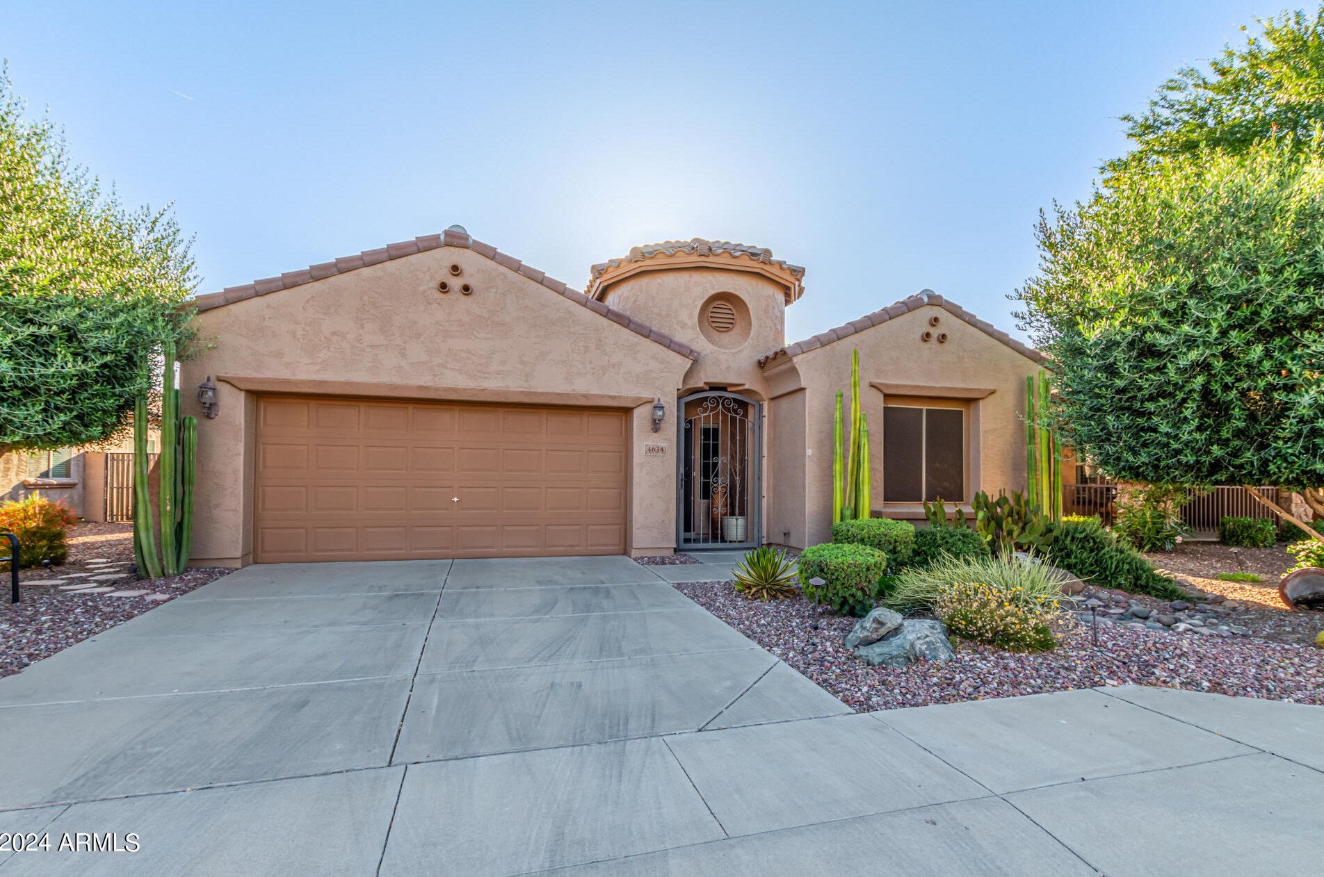 4634 Hassett, Mesa, AZ 85212-5121