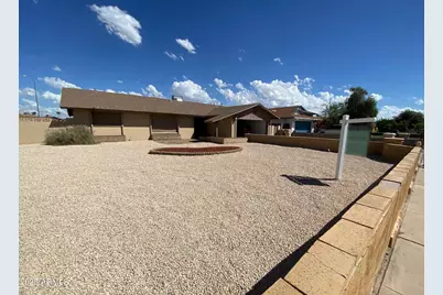 5625 N 47th Avenue, Glendale, AZ 85301 - Photo 1