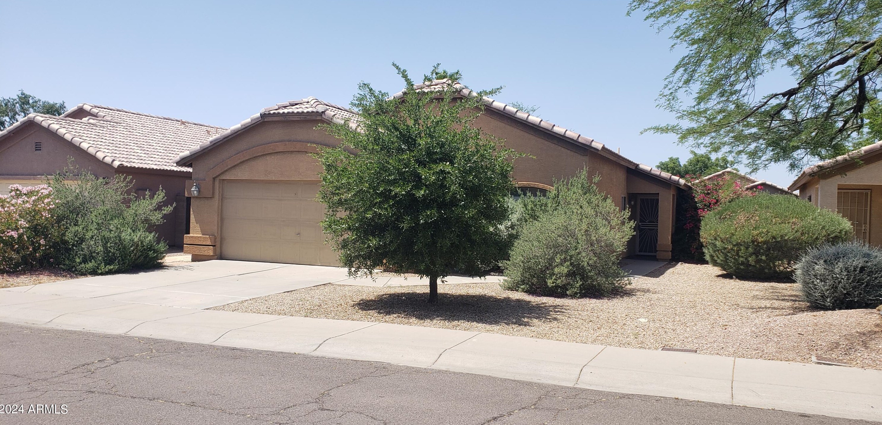 3110 Tina Ln, Phoenix, AZ 85027-1682
