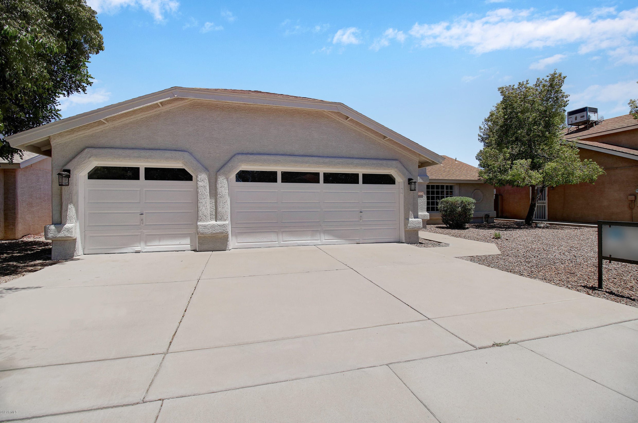 4326 W Creedance Blvd, Glendale, AZ 85310