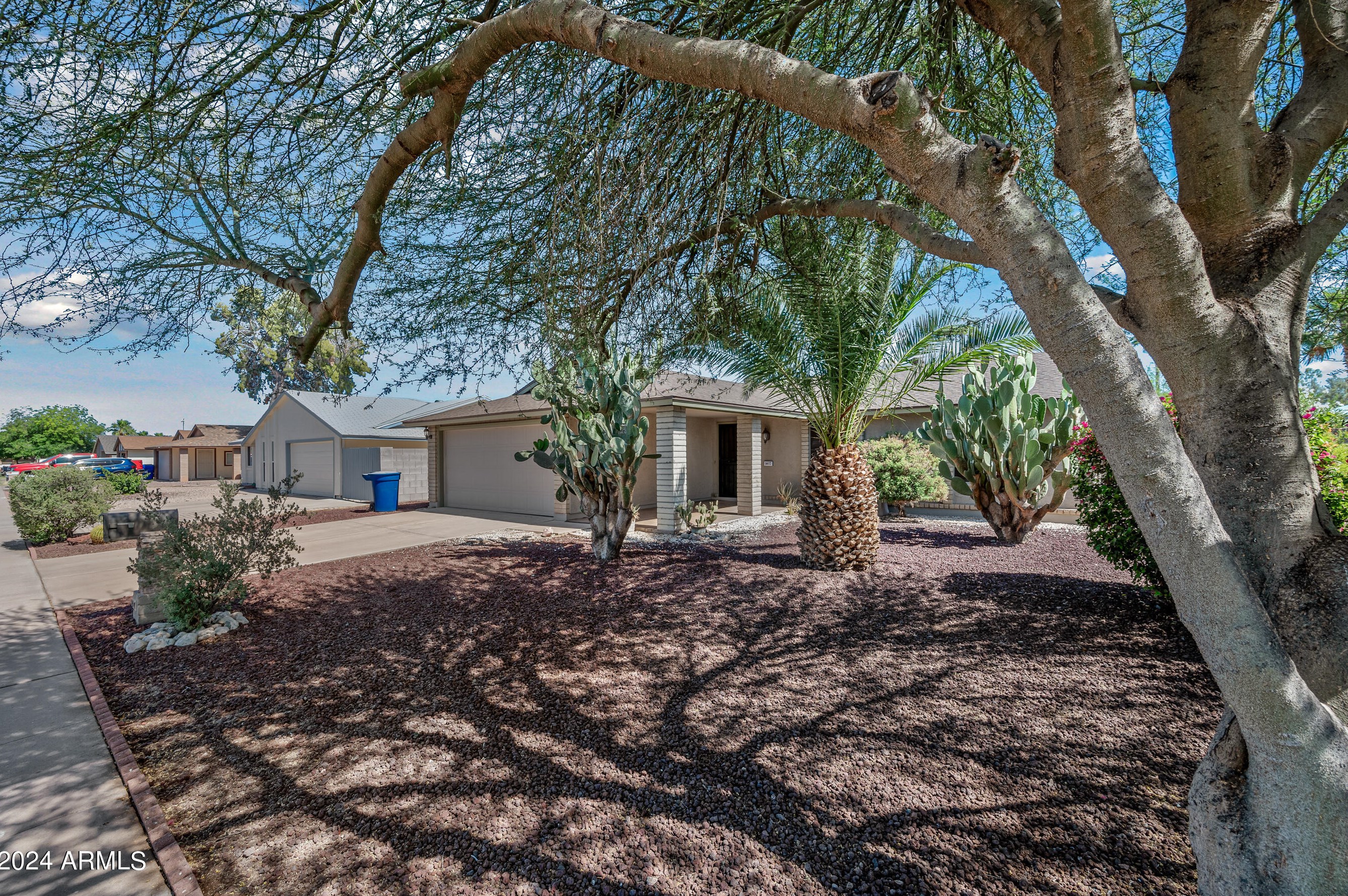 1417 Colt Rd, Chandler, AZ 85224-2703