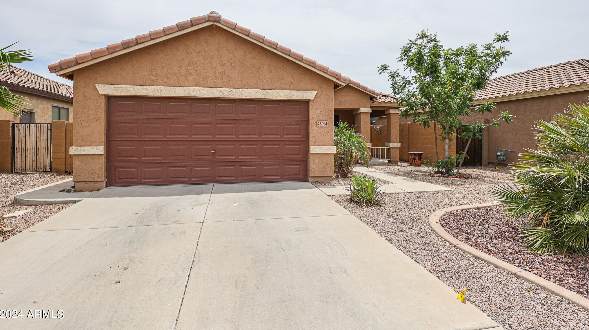 45961 Barbara Ln, Maricopa, AZ 85139-6960