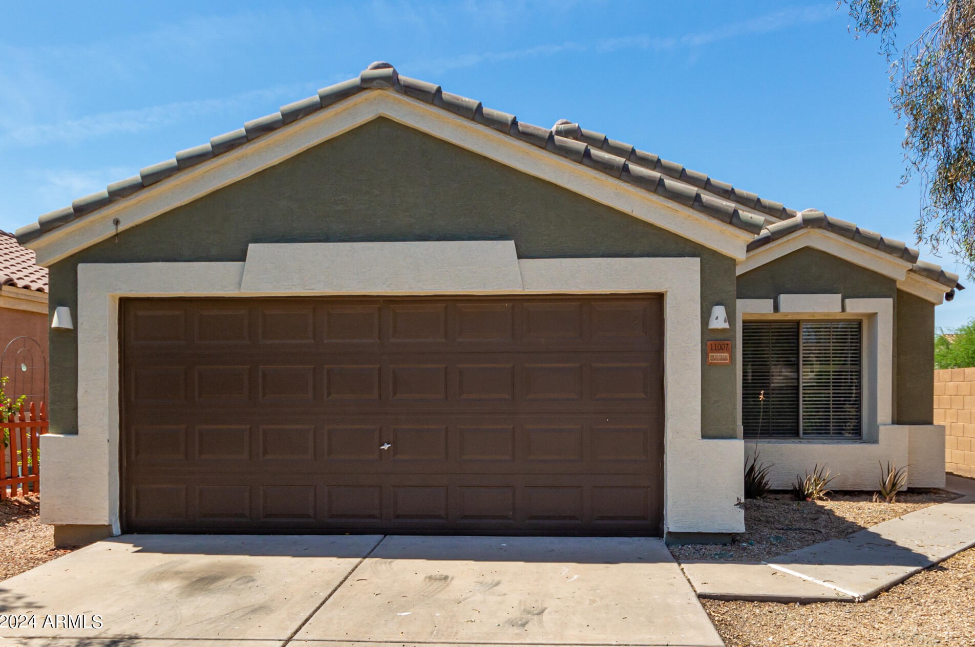 11007 Arbor Ave, Mesa, AZ 85208-8642