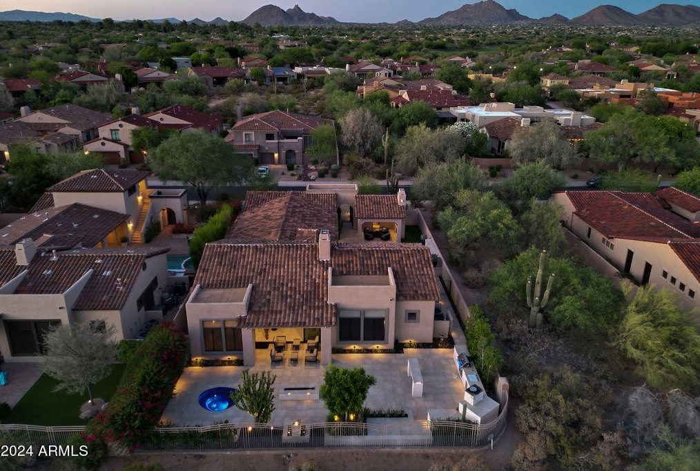 8013 Wingspan Way, Scottsdale, AZ 85255-6445