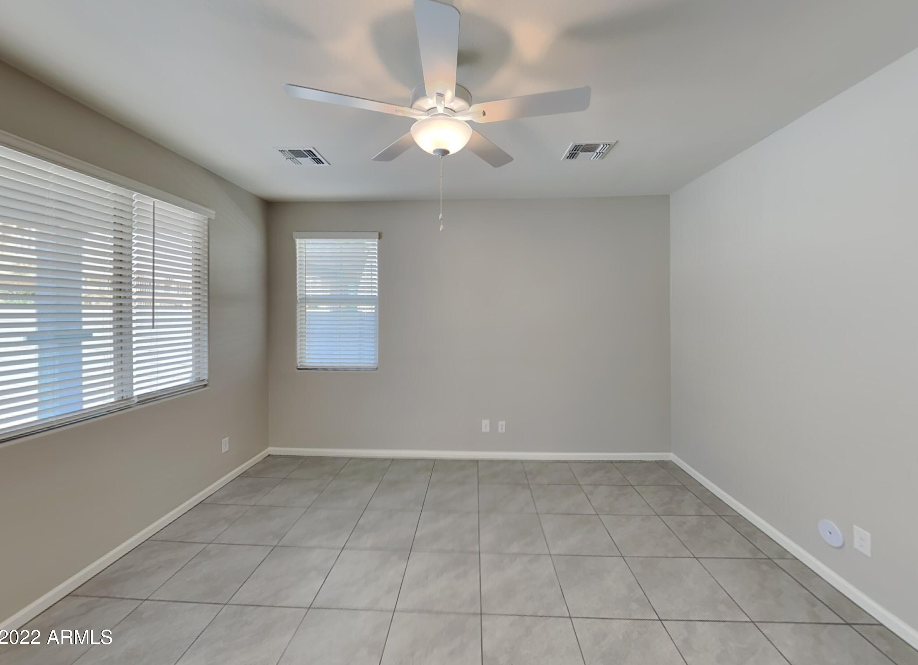 8610 E Peralta Ave, Mesa, AZ 85212