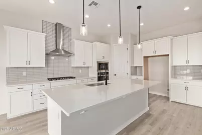 20247 W Hollyhock Street, Buckeye, AZ 85396 - Photo 4