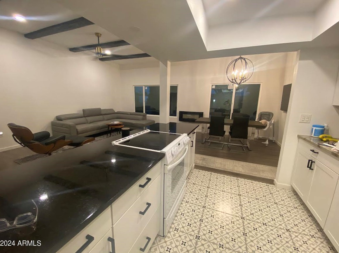 10313 W Brookside Dr, Sun City, AZ 85351