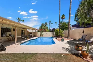 9081 E Sahuaro Dr, Scottsdale, AZ 85260 - Photo 22