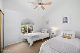 9081 E Sahuaro Dr, Scottsdale, AZ 85260 - Photo 18