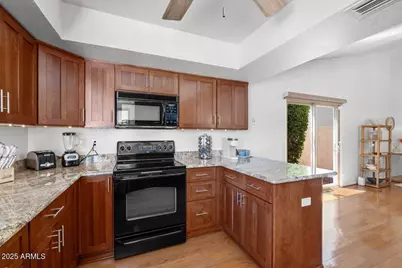 9081 E Sahuaro Drive, Scottsdale, AZ 85260 - Photo 10