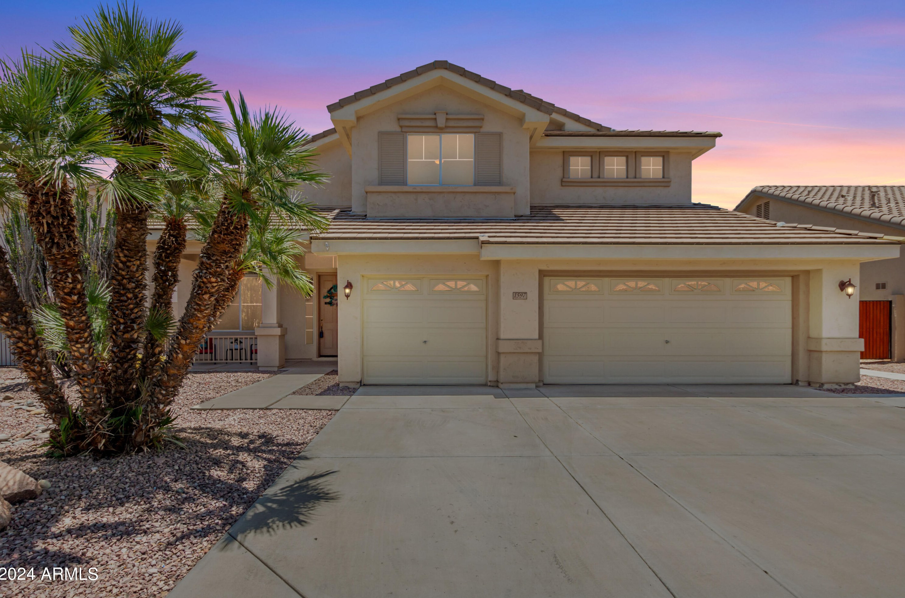 1597 Monterey St, Chandler, AZ 85225-5354