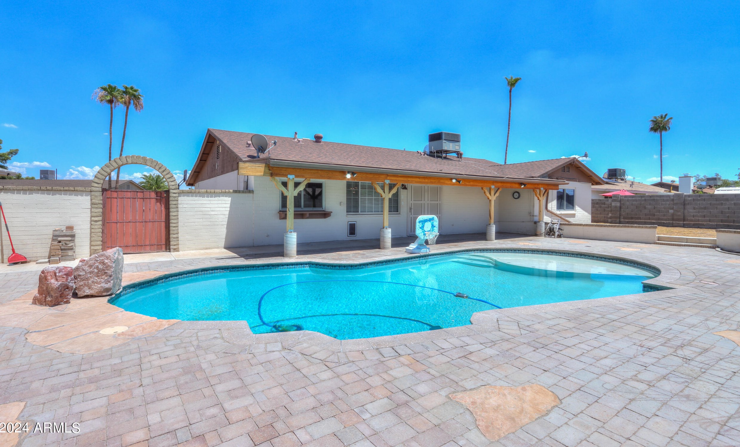 11030 42nd Ave, Phoenix AZ  85029-3856 exterior