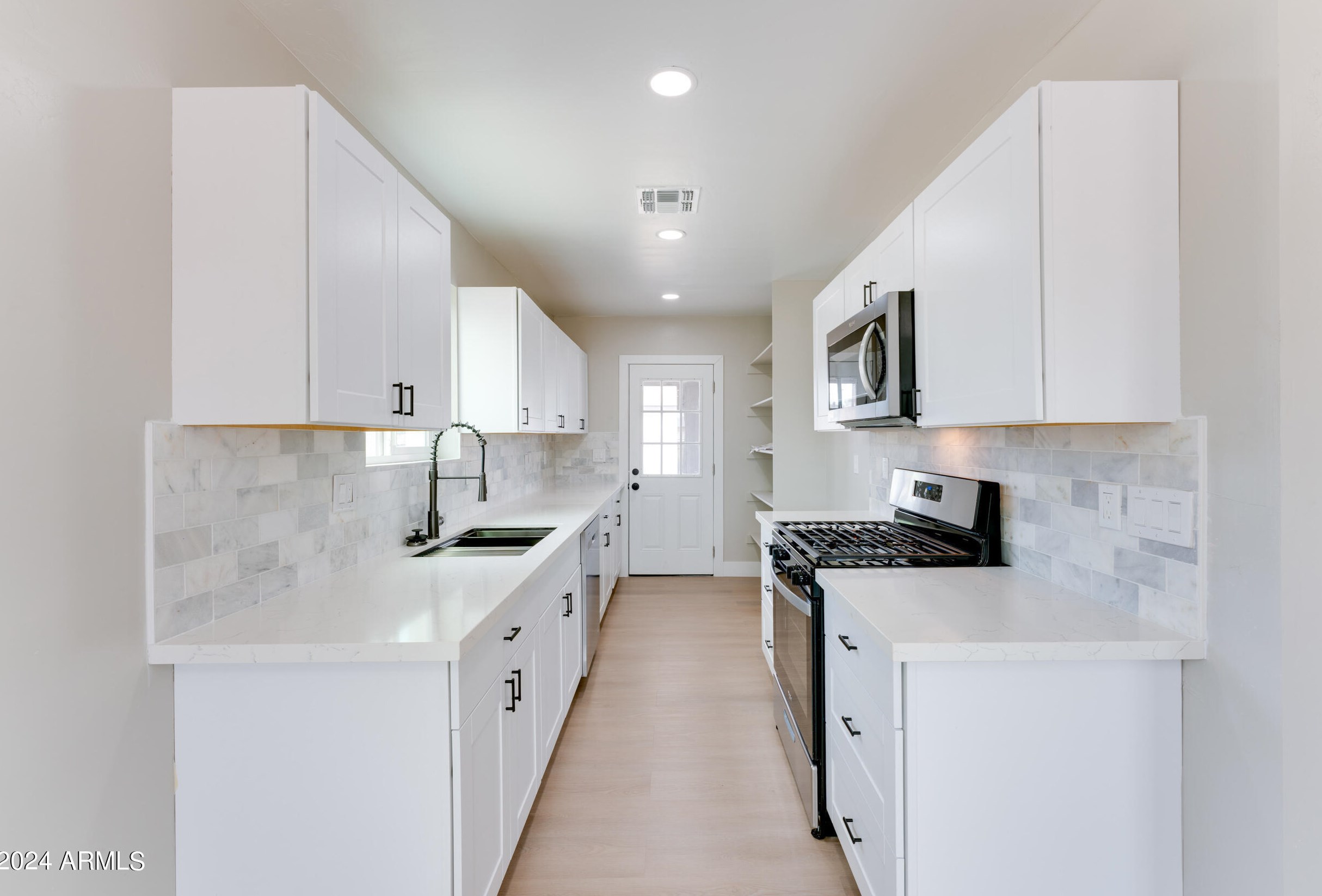 3446 Fillmore St, Phoenix AZ 85008-6217 exterior