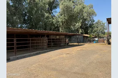 642 E Cornman Road, Coolidge, AZ 85128 - Photo 44