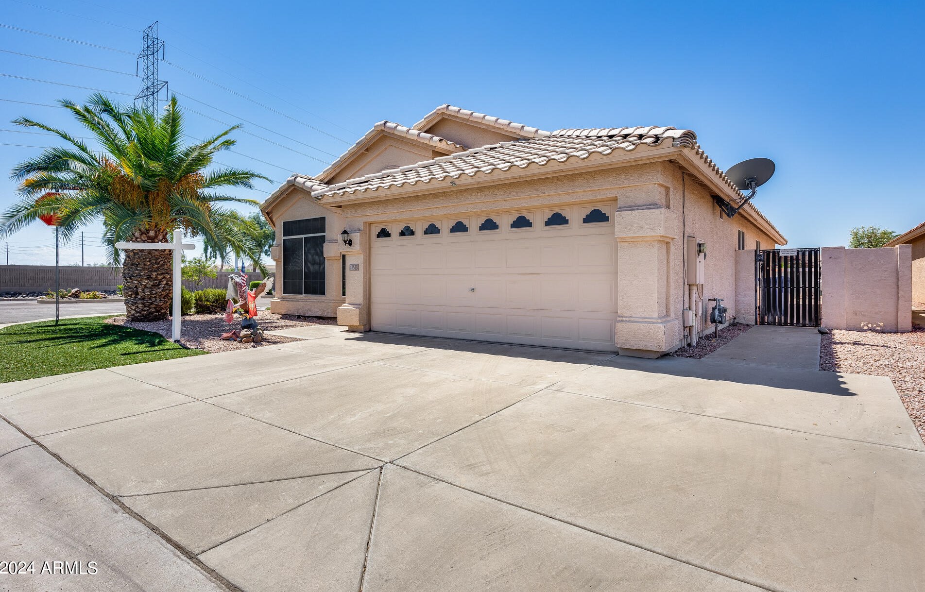 11523 W Great Basin Ct, Sun City, AZ 85378