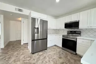 7730 E Minnezona Ave, Scottsdale, AZ 85251 - Photo 4