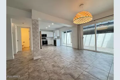 7730 E Minnezona Avenue, Scottsdale, AZ 85251 - Photo 8