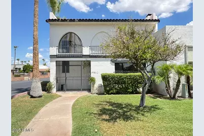 7730 E Minnezona Avenue, Scottsdale, AZ 85251 - Photo 1