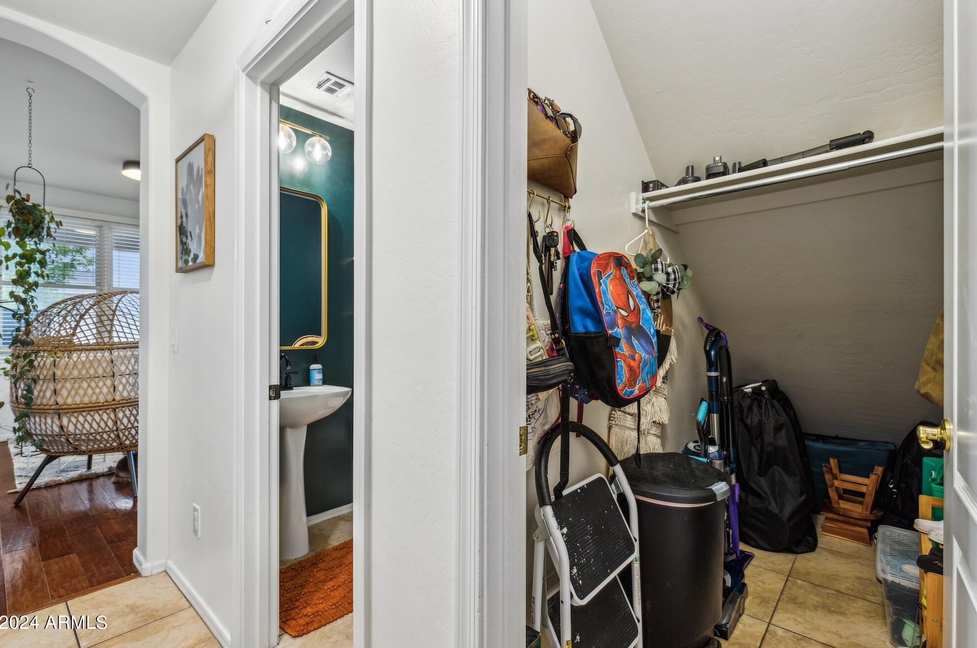 2344 Wayland Dr, Phoenix AZ  85040-3496 exterior