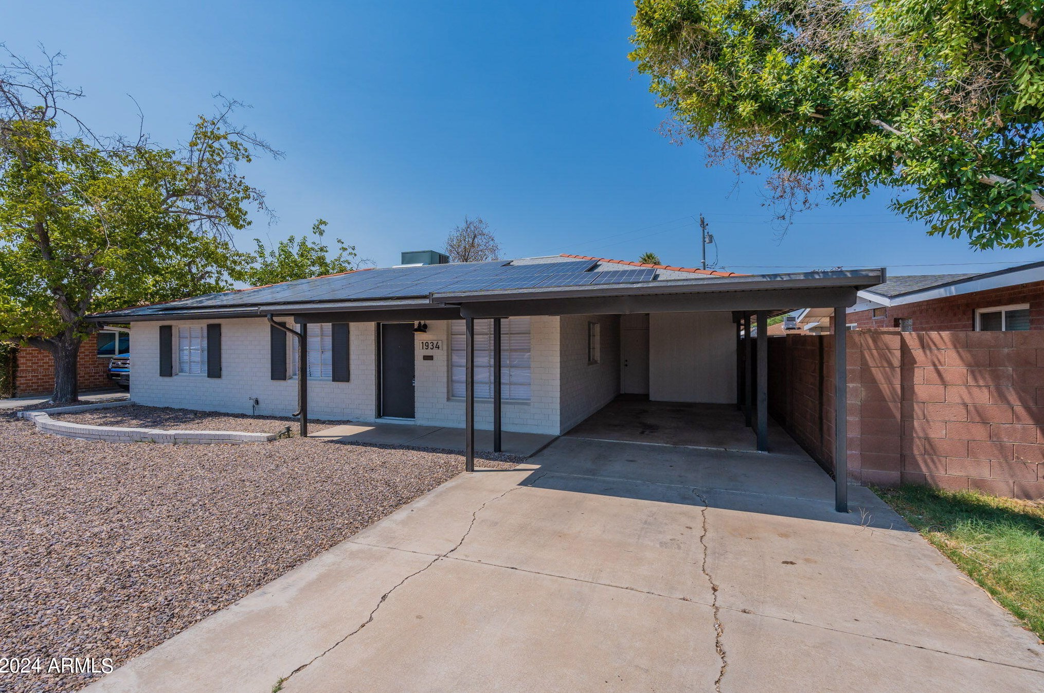 1934 Osborn Rd, Phoenix, AZ 85015-5725