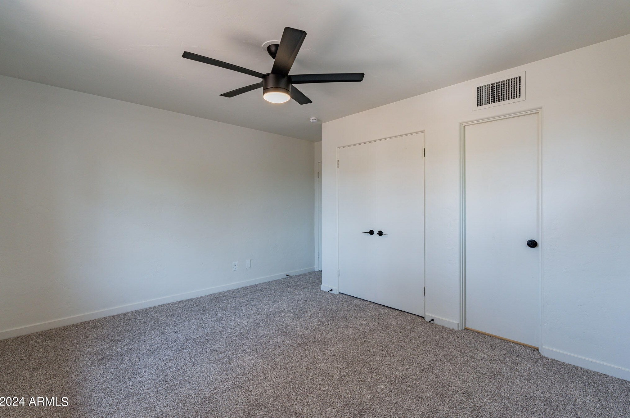 1934 Osborn Rd, Phoenix AZ 85019-3908 exterior