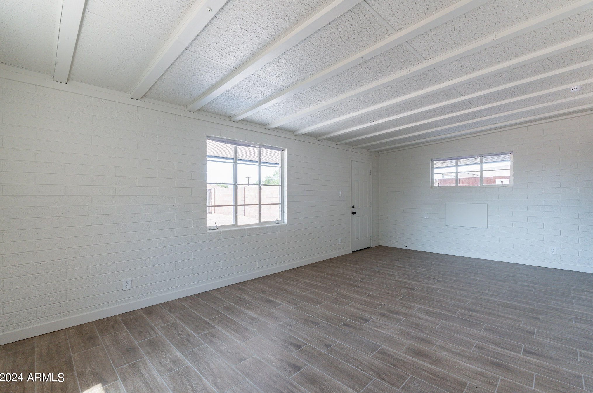 1934 Osborn Rd, Phoenix AZ 85019-3908 exterior