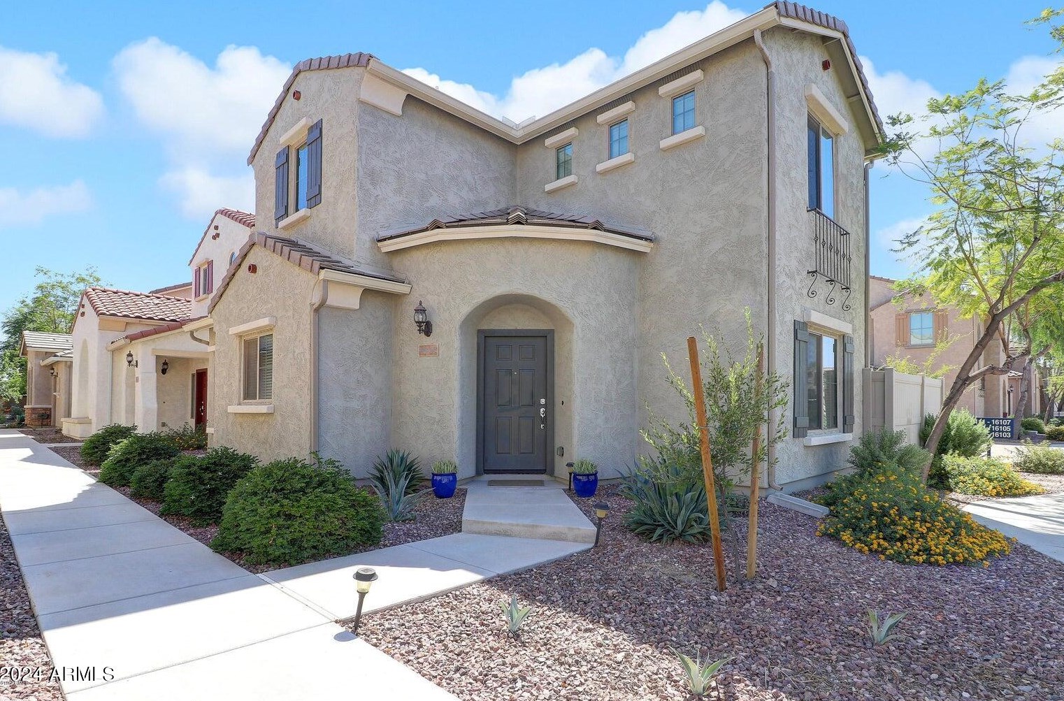 16115 21st Ln, Phoenix AZ  85023-9213 exterior