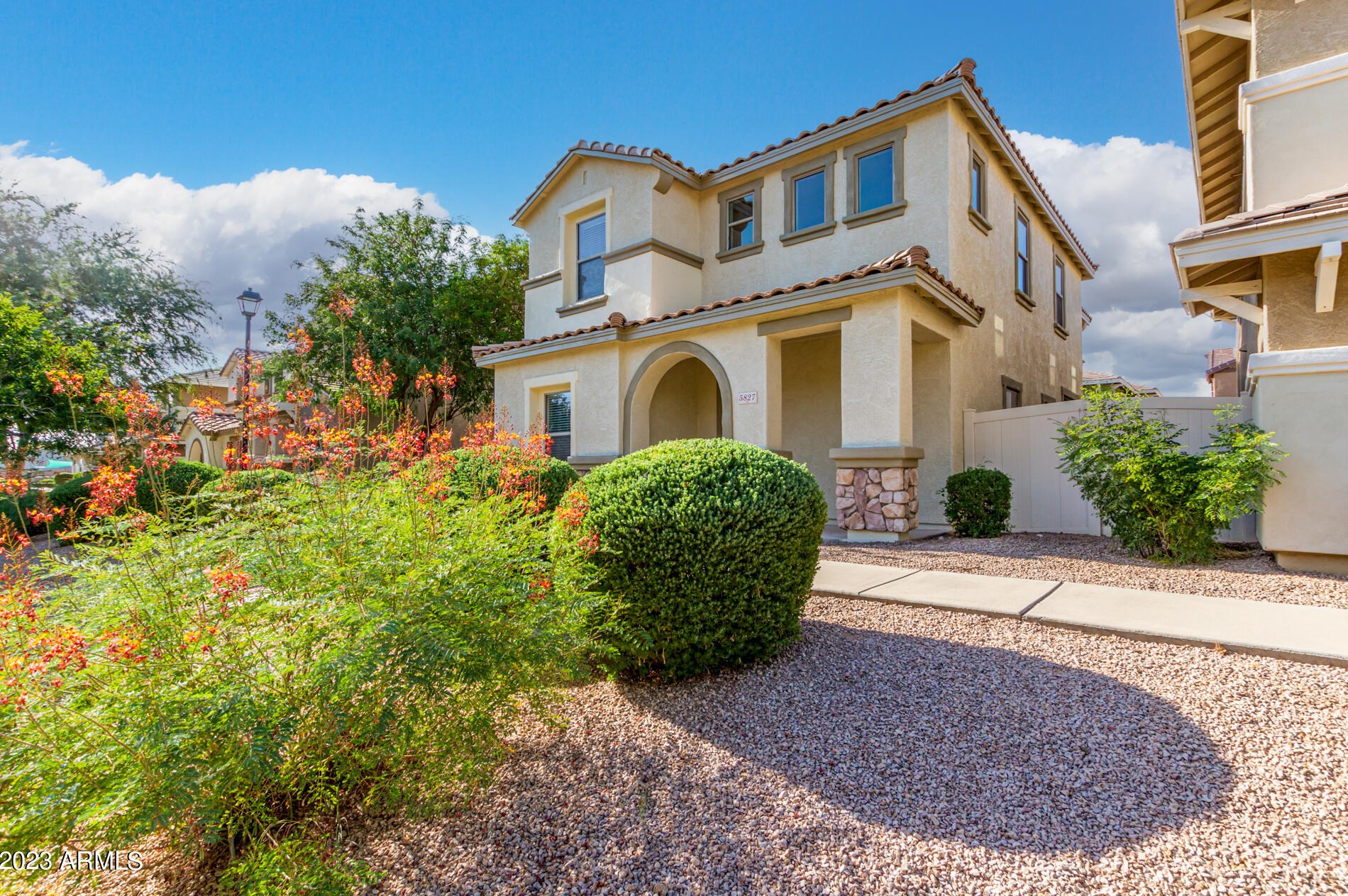 5827 E Hampton Ave, Mesa, AZ 85206