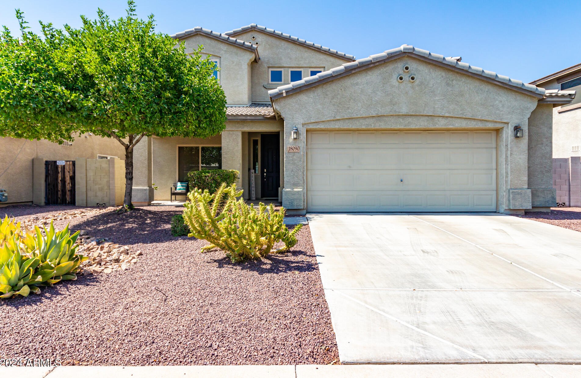 18090 Post Dr, Sun City, AZ 85388-1622