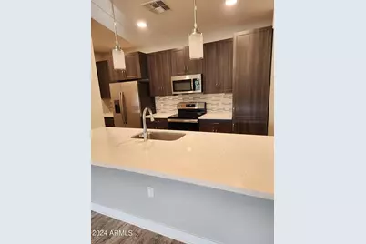 5550 E Deer Valley Drive #2S, Phoenix, AZ 85054 - Photo 4