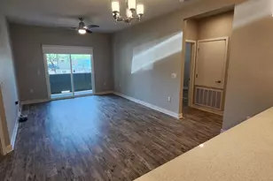 5550 E Deer Valley Dr, Phoenix, AZ 85054 - Photo 2