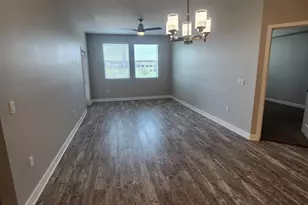 5550 E Deer Valley Dr, Phoenix, AZ 85054 - Photo 2