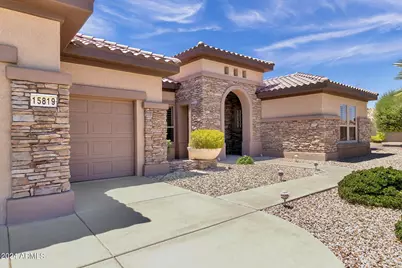 15819 W Silver Breeze Drive, Surprise, AZ 85374 - Photo 2