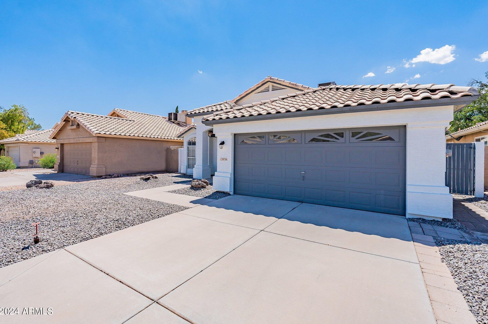 12036 45th St, Phoenix AZ  85044-2436 exterior