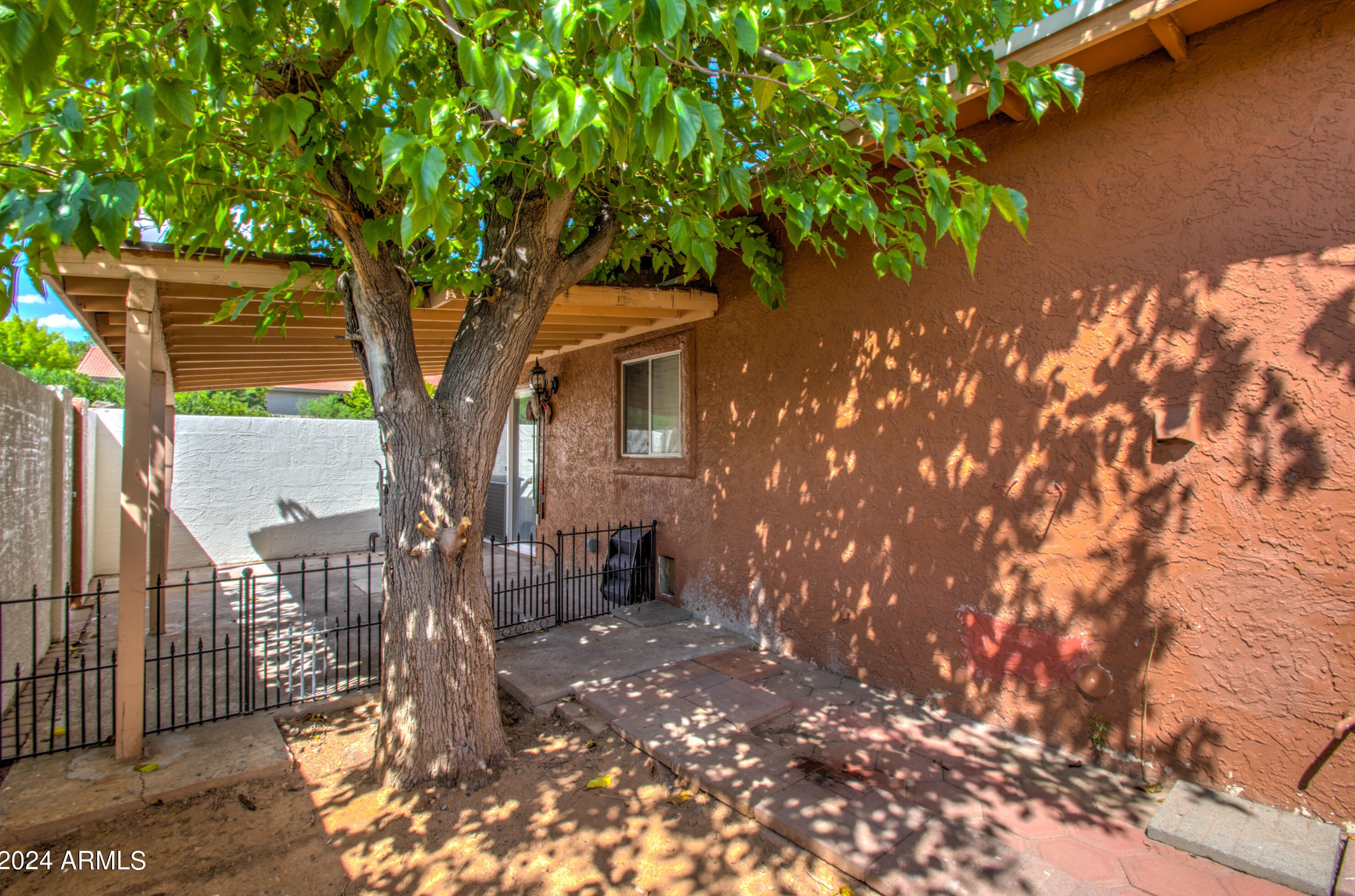 15601 27th St, Phoenix AZ  85032-3627 exterior