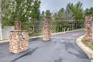 81 N Aspen Dr, Show Low, AZ 85901 - Photo 1