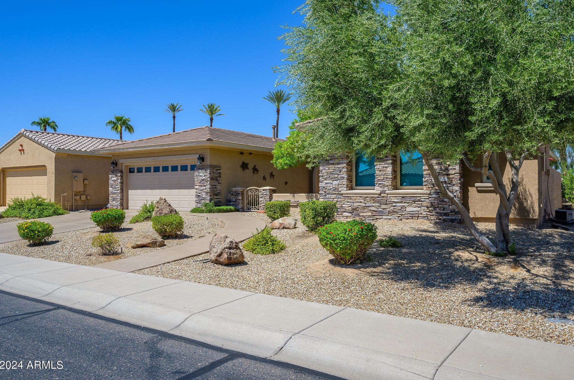 17226 W Calistoga Dr, Sun City, AZ 85387