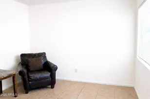 8939 North 8th St, Phoenix, AZ 85020 - Photo 4