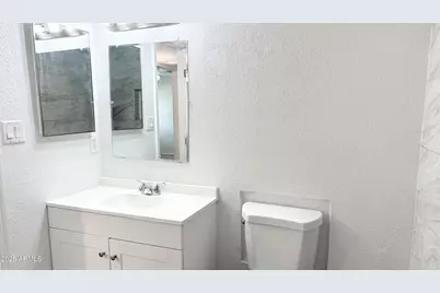 8939 N 8th Street, Phoenix, AZ 85020 - Photo 10