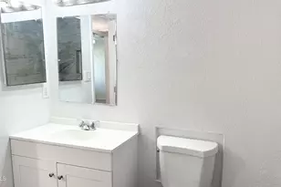 8939 North 8th St, Phoenix, AZ 85020 - Photo 10