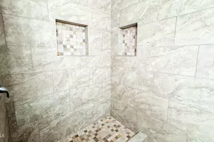 8939 North 8th St, Phoenix, AZ 85020 - Photo 22