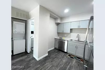 1130 E Grovers Avenue #2, Phoenix, AZ 85022 - Photo 4