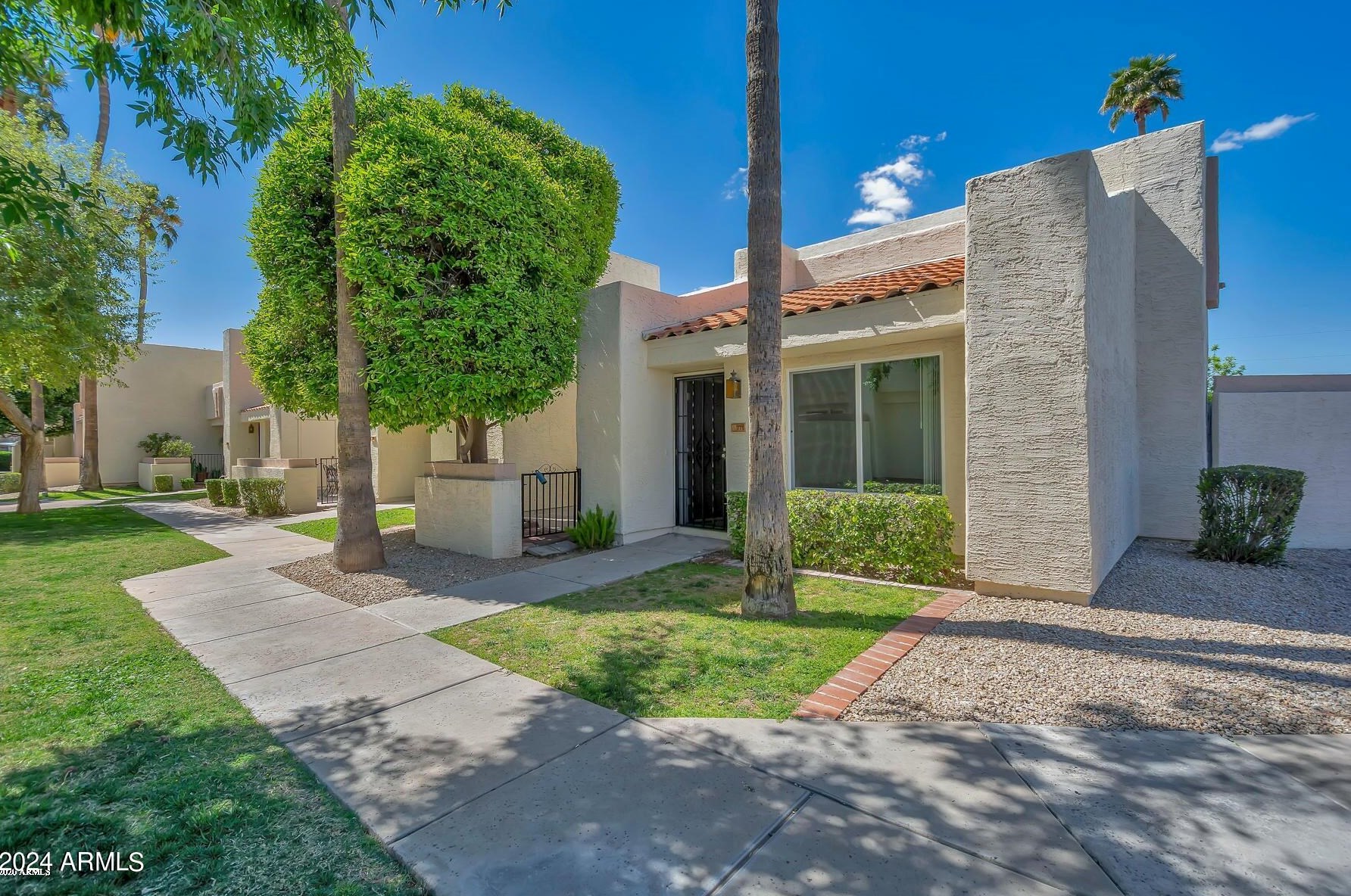 775 E Lola Dr, Phoenix, AZ 85022