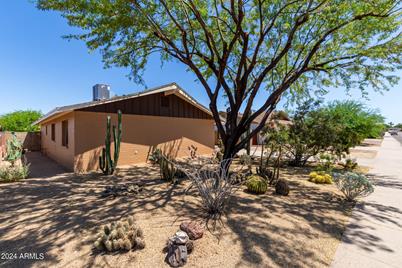 1506 E Bishop Drive, Tempe, AZ 85282 - Photo 1